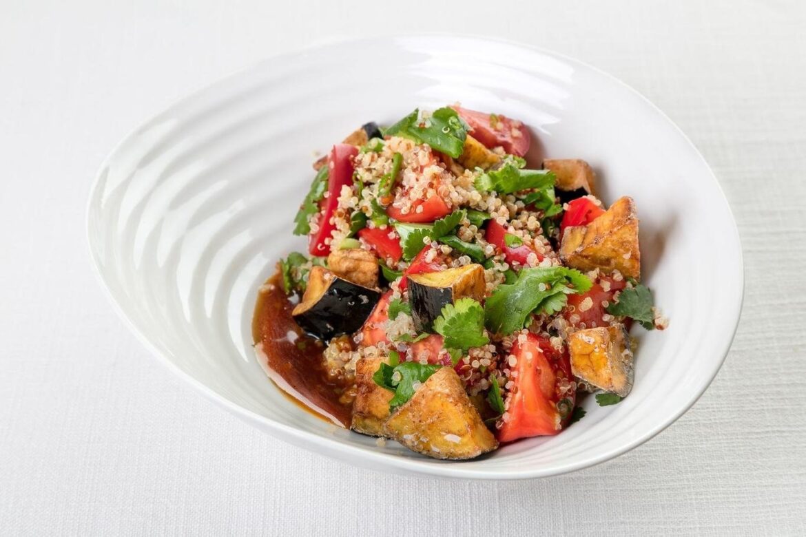 Reteta Vinete cu quinoa și legume