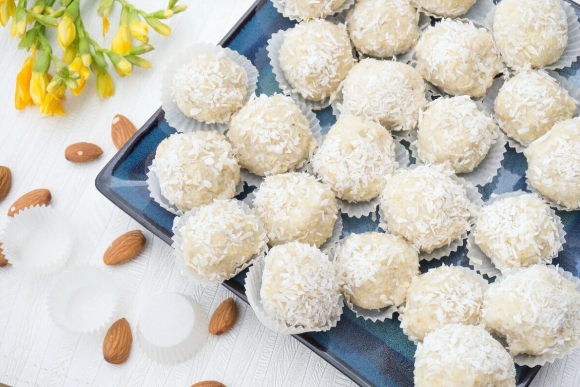 Reteta Bomboane Raffaello de casă pentru sărbători