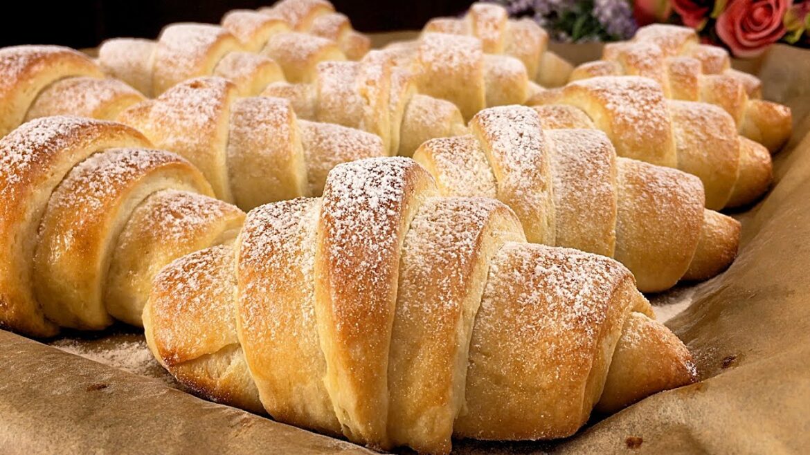 Reteta Cornulețe fragede cu untură și dulceață